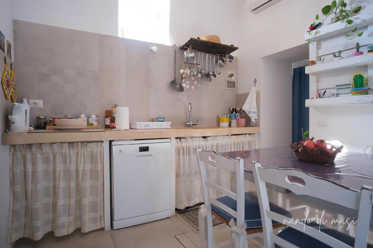 Masseria Giangrande - Rooms And Apartment Полиньяно-а-Маре Экстерьер фото